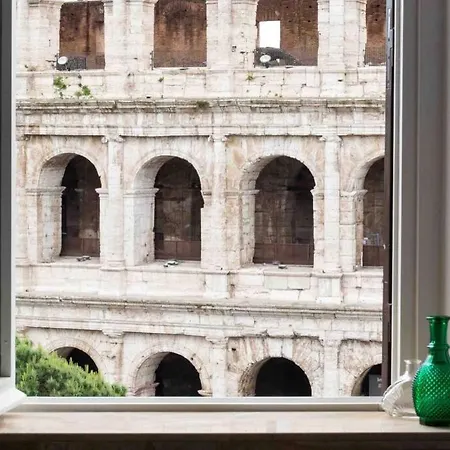 Amazing View Colosseo